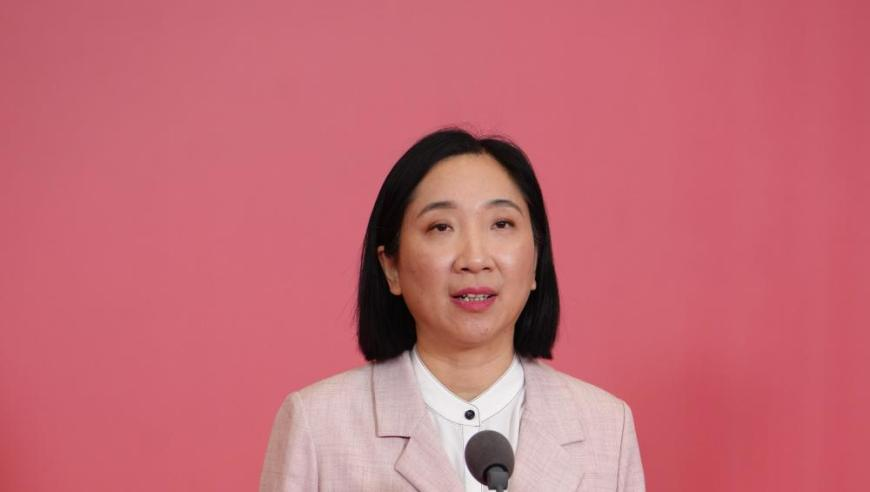 815888財(cái)神爺香港之料,無(wú)手女孩的衛(wèi)生巾挑戰(zhàn)_至尊版V2.6